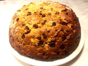 Panettone nach Abnahme der Haube